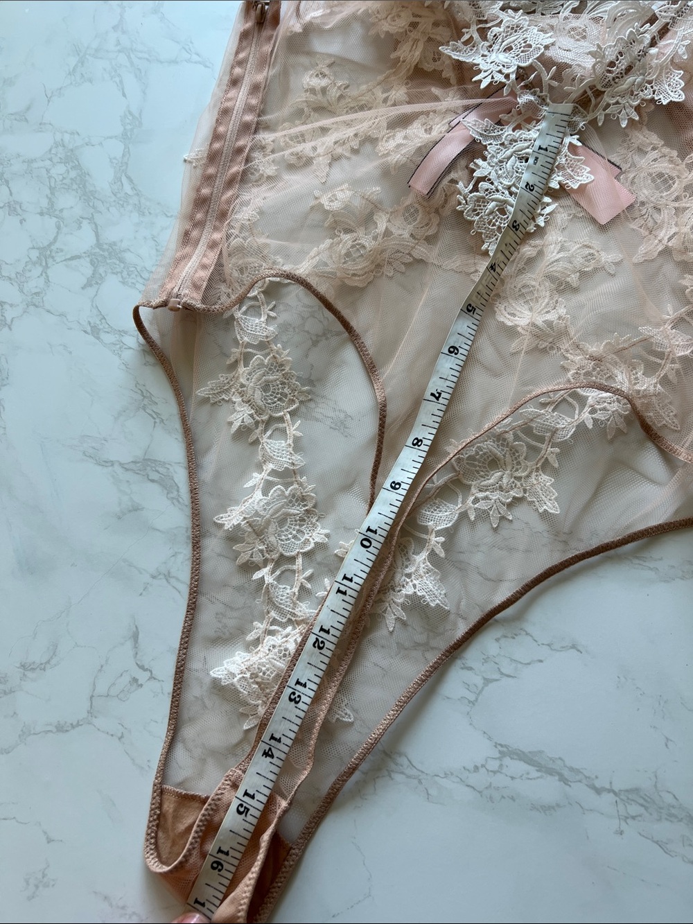 Victoria's Secret Nude Bodysuit with White Floral Lace - Picture 4 of 5